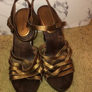 Wooden 4 inch heels by Nine West size 9